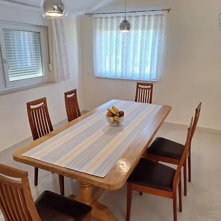 With Parking Space Seline, Paklenica - 23552 Апартаменты Стариград-Пакленица