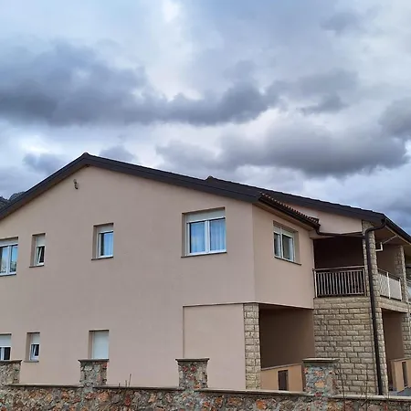 With Parking Space Seline, Paklenica - 23552 *