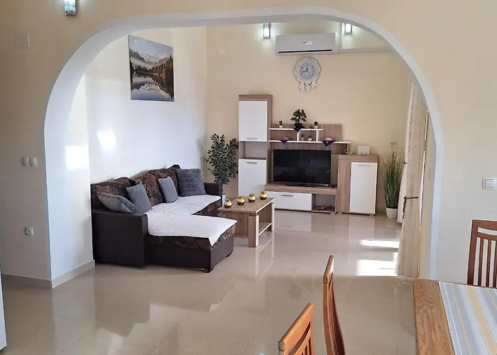 With Parking Space Seline, Paklenica - 23552 Apartman Starigrad-Paklenica