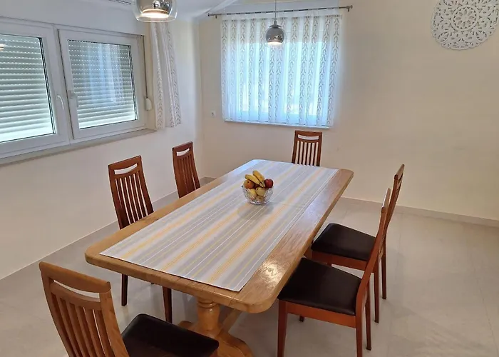 With Parking Space Seline, Paklenica - 23552 Апартаменты Стариград-Пакленица